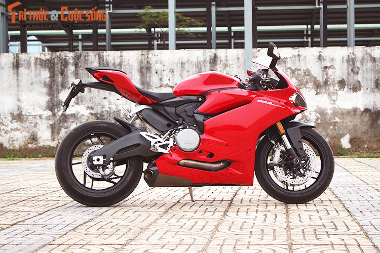 Ducati 959 Panigale gia 592 trieu tai Viet Nam co gi?-Hinh-2